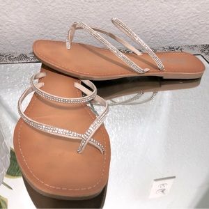 Cute Rhinestone sandles size 8 1/2